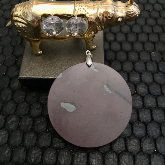 SALE! 14k Gold-plated Crystal-embedded Rhino AND A Handpainted Cameo Pendant - Picture 2 of 5